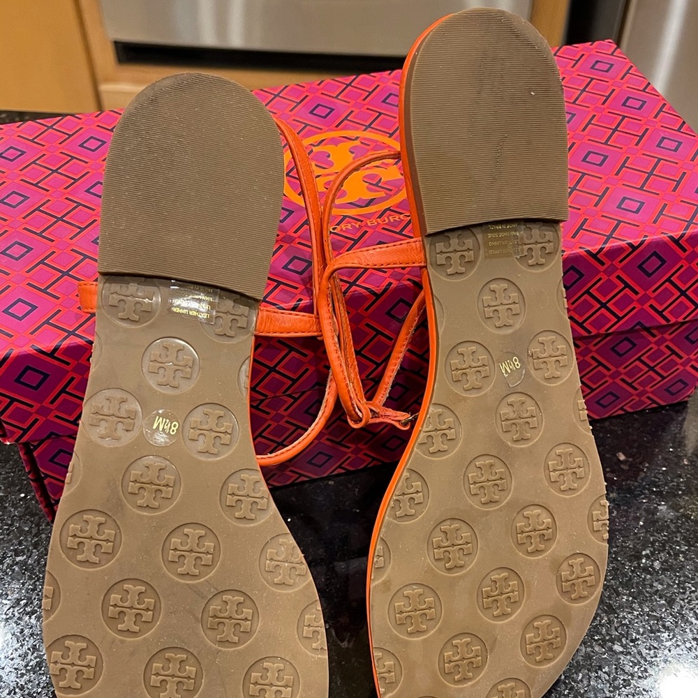 TORY BURCH 8.5M BRIGHT POPPY ORANGE MINI MILLER TYPE ALL LEATHER STRAP SANDALS - Picture 14 of 15